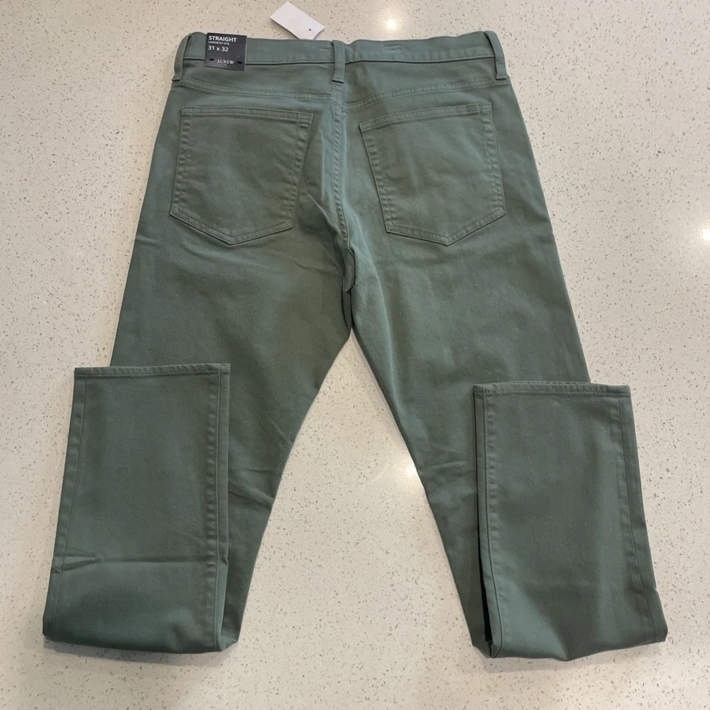 NWT J. Crew Men's Sage Green Straight Garment Dyed Preppy Flex‎ Jeans Size 31/32